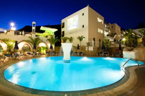 Pefkos Beach Hotel in Πεύκοι — foto 12