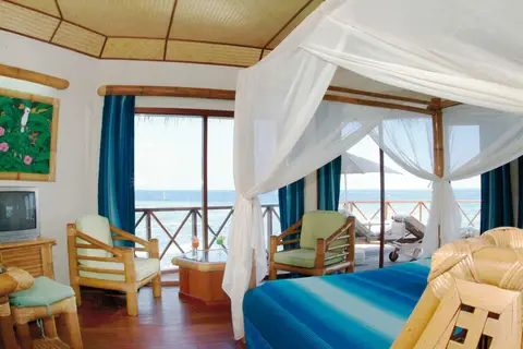 Angaga Island Resort & Spa in Angaga Island Resort — foto 4