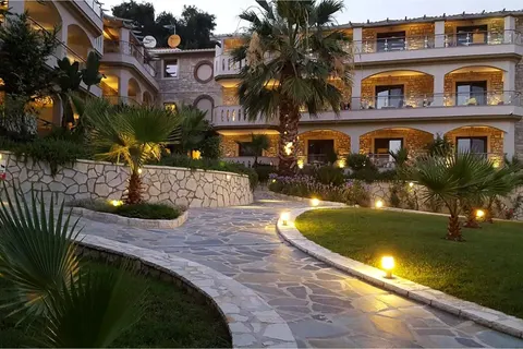 Adam's Hotel in Αγία Κυριακή — foto 24