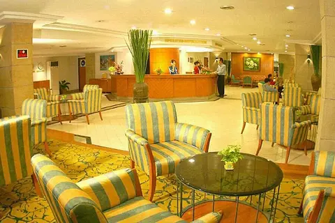Golden Beach Cha Am Hotel in เทศบาลเมืองชะอำ — foto 6