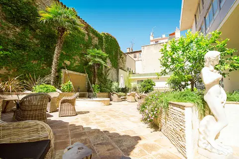 Le Patio des Artistes in Cannes — foto 2