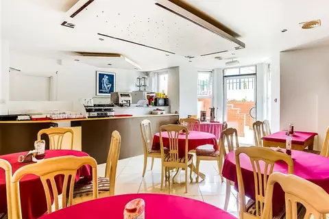 OYO London Guest House in Londen — foto 13
