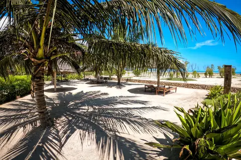 White Paradise Boutique Resort in Pongwe — foto 13