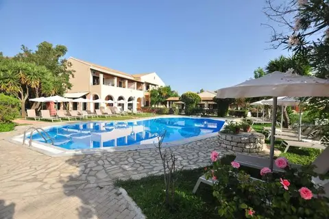 Acharavi Garden in Αχαράβη — foto 16