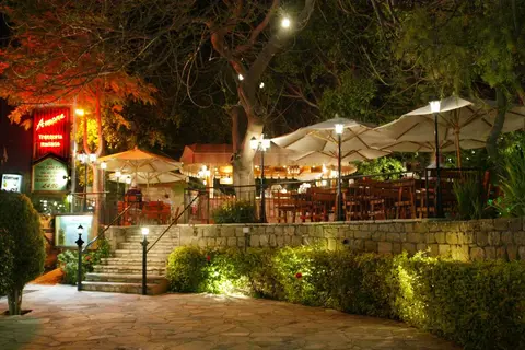 Dionysos Central Hotel in Paphos — foto 10
