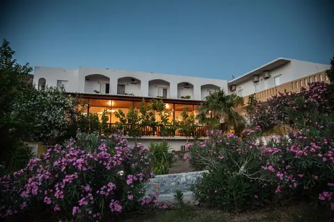 Ammoudi Hotel in Πλακιάς — foto 15