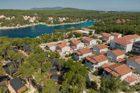 Gava Waterman Island Cottages in Milna — foto 21