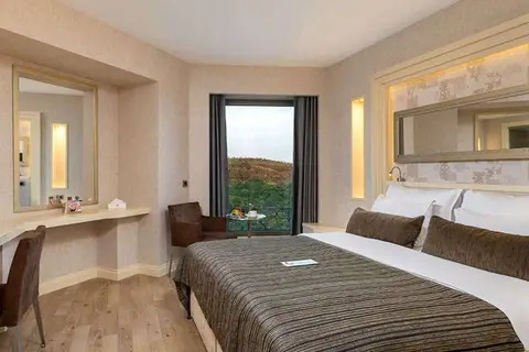 Limak Eurasia Luxury Hotel in Fatih — foto 21