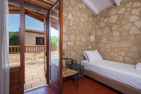 Spilia Village in Σπηλιά — foto 29