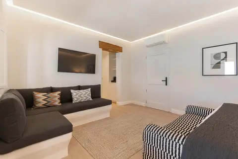 Néro Luxury Suites in Cresanto Luxury Suites, foto 15