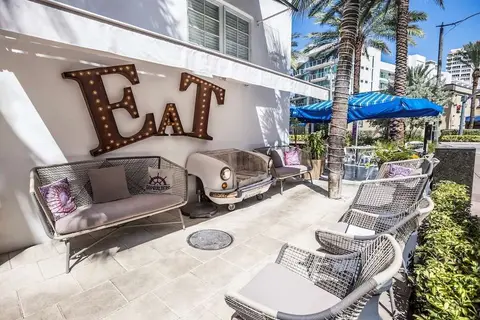 Oceanside Hotel in Miami Beach — foto 12