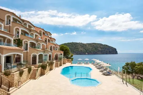 Bahia Camp De Mar Suites in Andratx