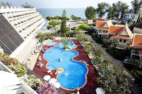 The Cha-Am Methavalai Hotel in ชะอำ — foto 2