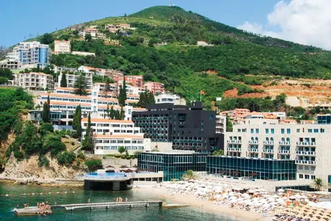 Avala Resort & Villas in Budva — foto 11