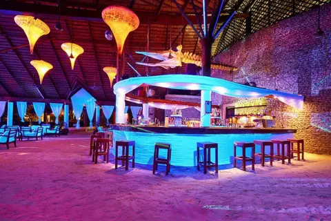 Kuredu Resort & Spa in Lhaviyani Atoll Hospital, foto 17