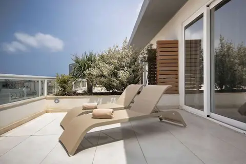 The George Urban Boutique Hotel in San Ġiljan — foto 14