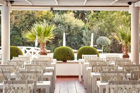 Grecian Park Hotel in Παραλίμνι — foto 26