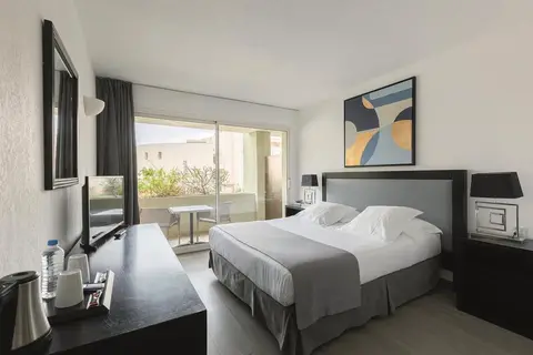 Hotel Mariana in Calvi — foto 6