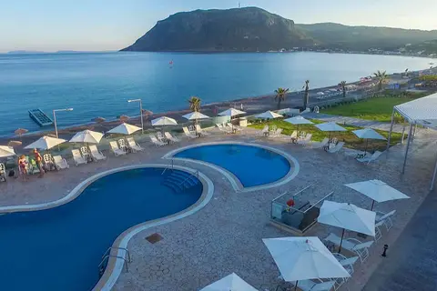Royal Bay in Κέφαλος — foto 11