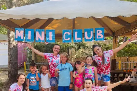 Camping Village Punta Navaccia in Tuoro Sul Trasimeno — foto 8