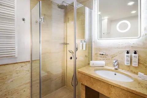 Rosslyn Thracia Hotel in Sofia — foto 11