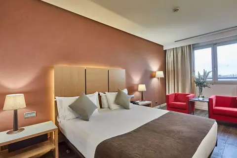 Hotel Silken Puerta Valencia in Valencia