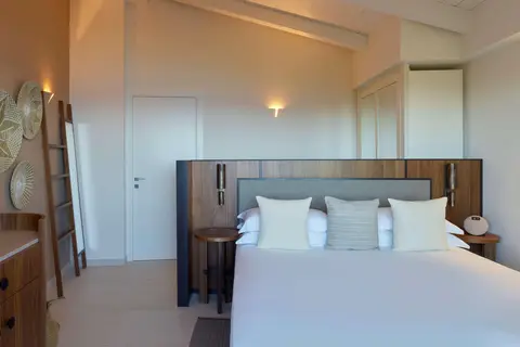 Baia di Chia Resort Sardinia, Curio Collection by Hilton in Domus de Maria — foto 22