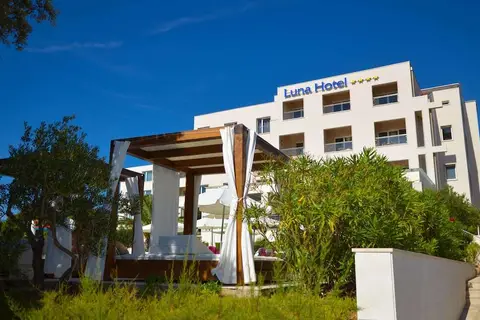 Hotel La Luna in Novalja — foto 18