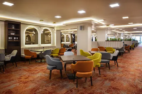 Admiral Hotel in СПА център Ривиера Бийч — foto 3