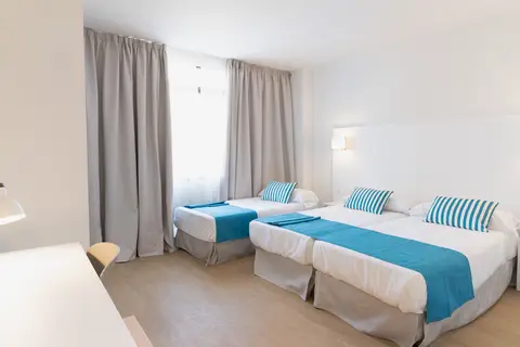 BLUESEA Costa Serena in Torremolinos — foto 28