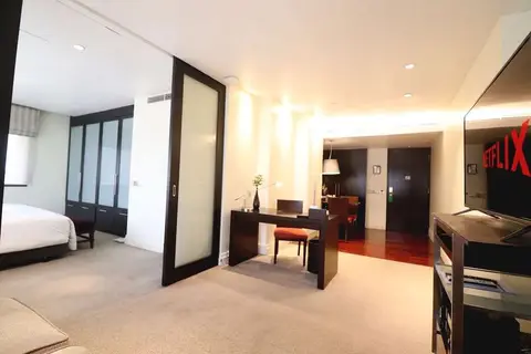 Siri Sathorn Bangkok in Bangkok — foto 12