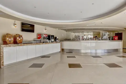 Continental Hotel in СПА център Ривиера Бийч — foto 11