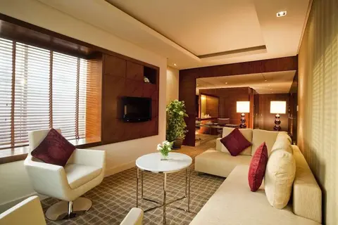 Majestic Premier Hotel in Dubai — foto 10