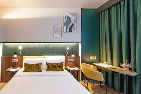 Crowne Plaza Madrid Centre Retiro in Madrid — foto 2