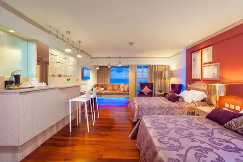 Hotel Diamond Cliff Resort & Spa in ตำบลป่าตอง — foto 3