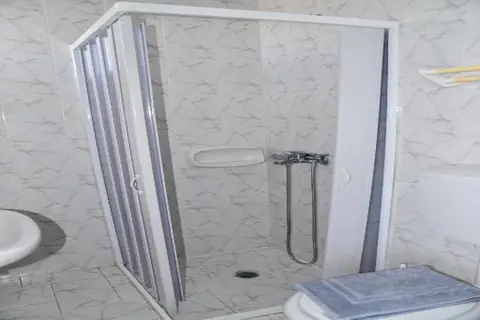 Blue Nest Hotel in Τιγκάκι — foto 16