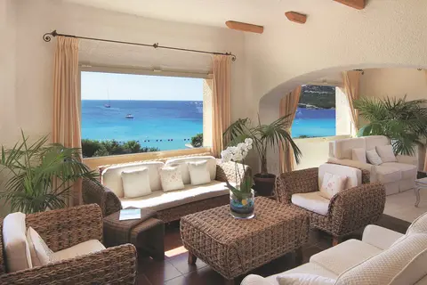 Colonna Grand Hotel Capo Testa in Santa Teresa Gallura — foto 13