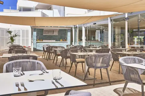 Globales Cala Bona Suites in Son Servera — foto 7