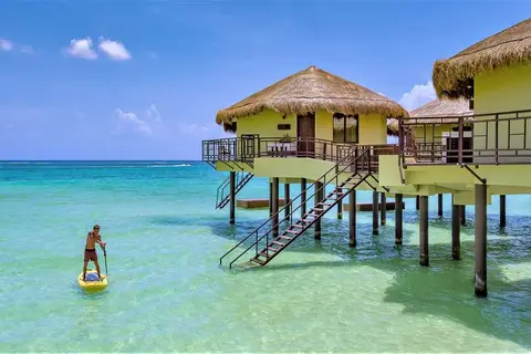 Palafitos Overwater Bungalows in Playa del Carmen, foto 9