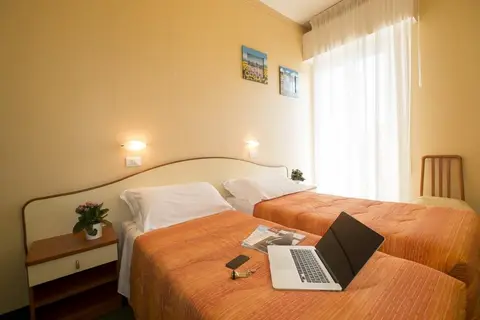 Hotel Crosal in Rome — foto 9