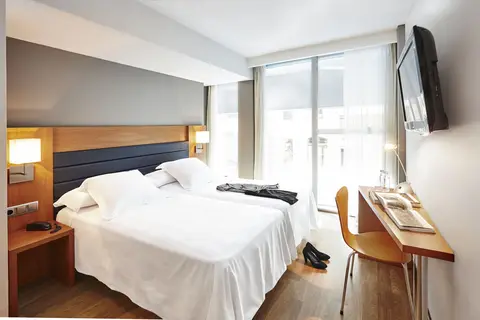 Barcelona Century Hotel in Barcelona — foto 14