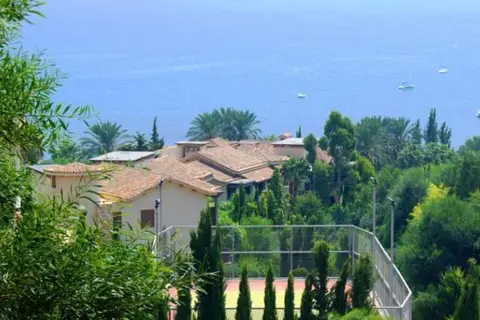 Columbia Beach Resort in Pissouri — foto 17