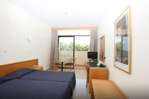 Veronica Hotel in Paphos — foto 25