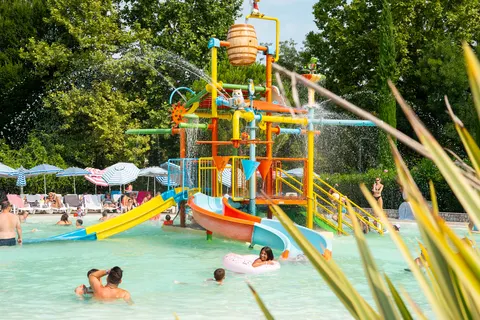 Camping Bella Italia in Peschiera del Garda — foto 2