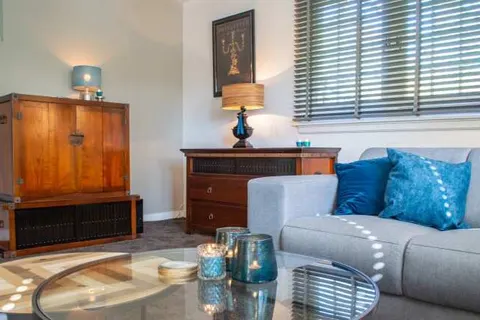 Het Kasteel van Rhoon - Het Koetshuys foto 2