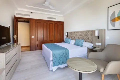 Hotel Riu Madeira in Santa Cruz — foto 13