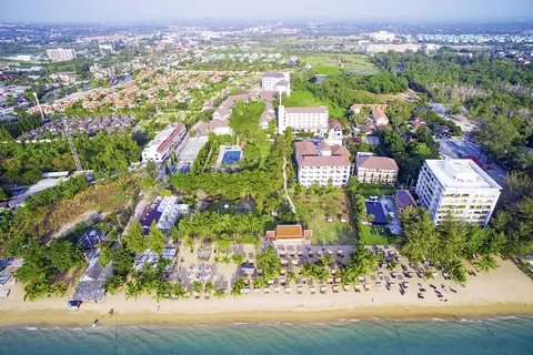 Pinnacle Grand Jomtien Resort & Beach Club in นาจอมเทียน — foto 2