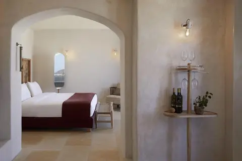 White Pearl Cavalieri in Δημοτική Ενότητα Θήρας — foto 13