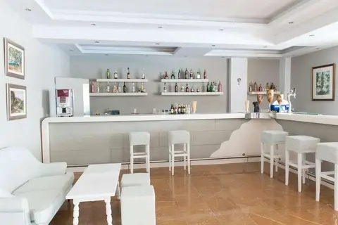 Elea Beach in Δασσιά — foto 17