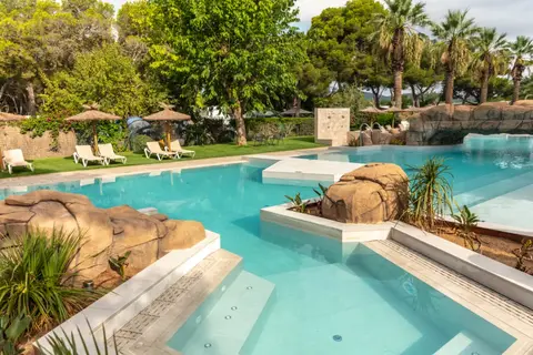 Holacamp Sitges Garrofer in Sitges — foto 6